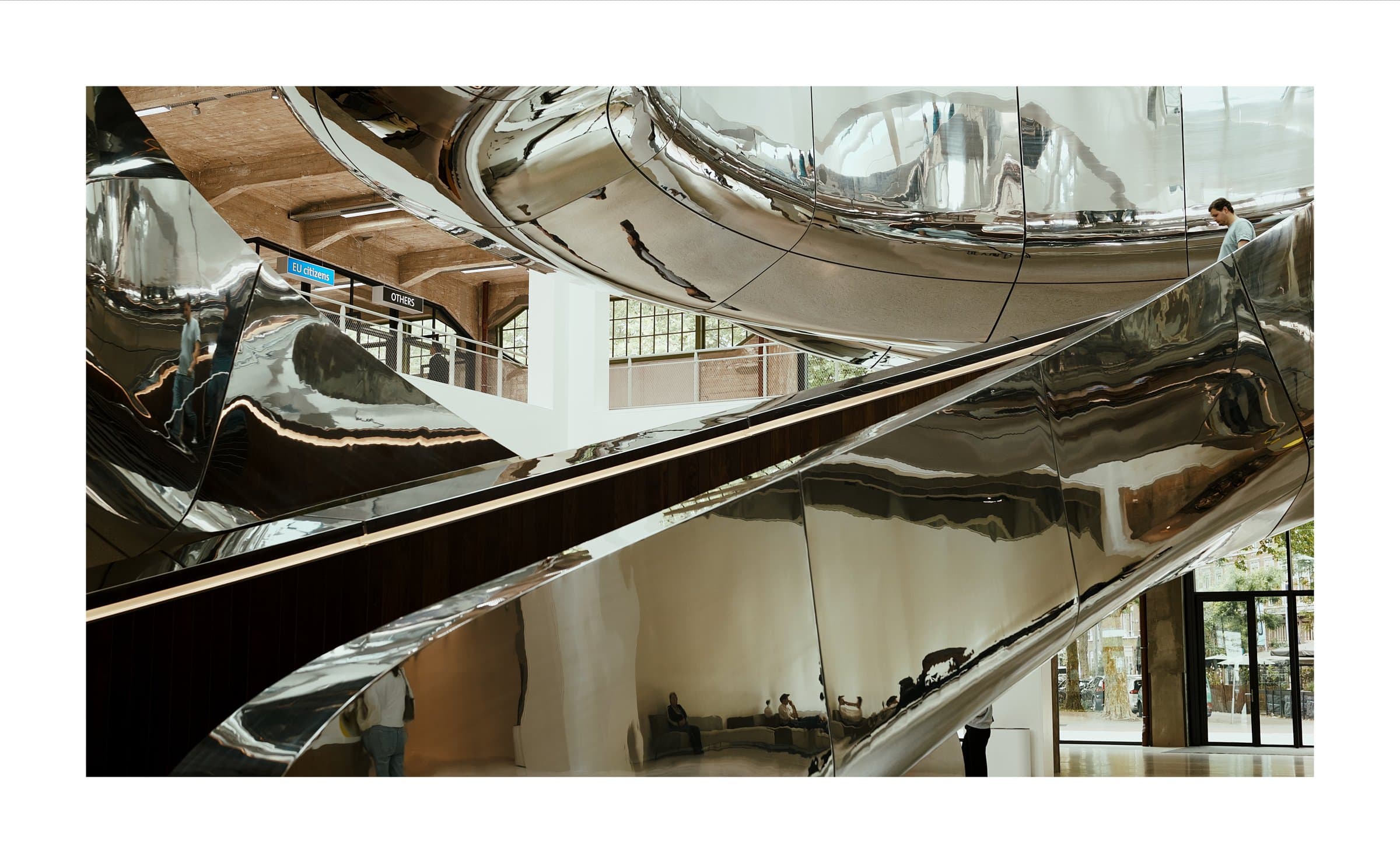 Digital photograph from the streets and architecture of Rotterdam, shot on a Sigma BF.